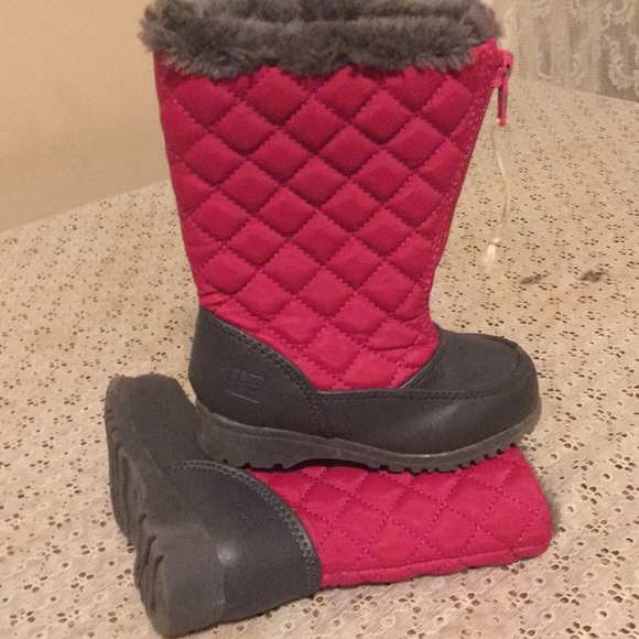 Rugged Outback Other - Rugged Outback Snow boots